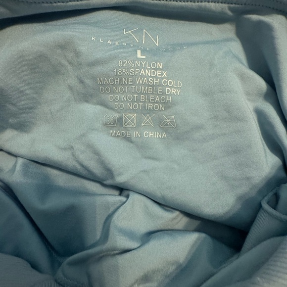 Klassy Network Light Blue Padded Halter Top - Picture 3 of 3